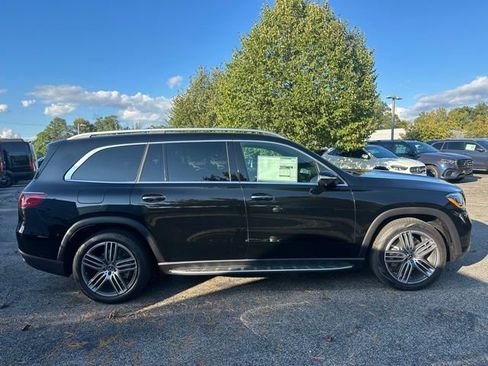 Used 2026 Mercedes-Benz GLS 450 4MATIC image 6