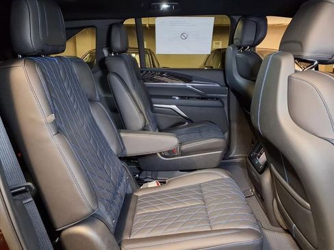 New 2026 Cadillac Escalade IQ Luxury 1 AWD/4WD image 7
