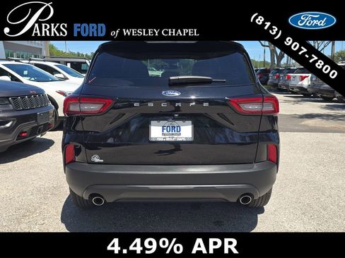 Used 2025 Ford Escape ST-Line image 5
