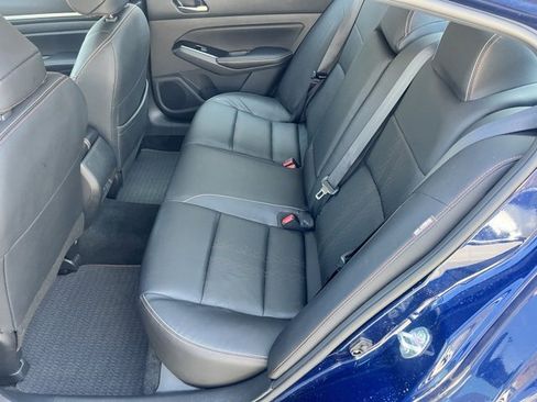 Certified 2024 Nissan Altima 2.5 SR w/ SR Premium Package image 15