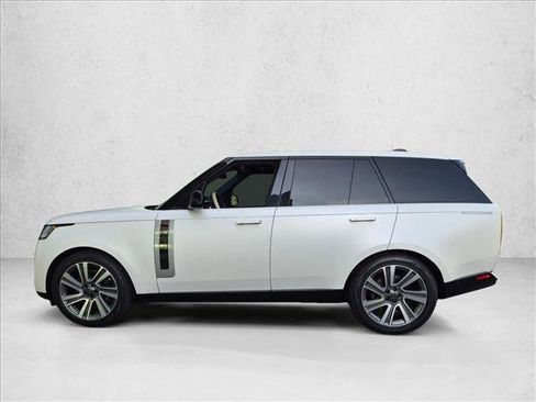 Certified 2025 Land Rover Range Rover SV AWD/4WD image 8
