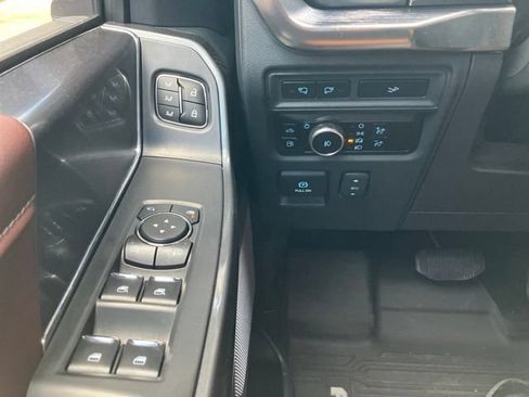 Used 2023 Ford F150 Lariat AWD/4WD image 25