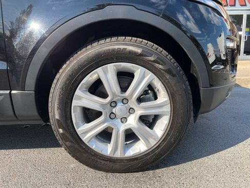 Used 2017 Land Rover Range Rover Evoque SE Premium AWD/4WD image 25
