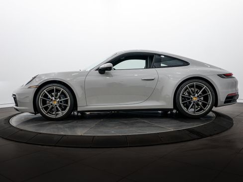 Certified 2021 Porsche 911 Carrera image 2