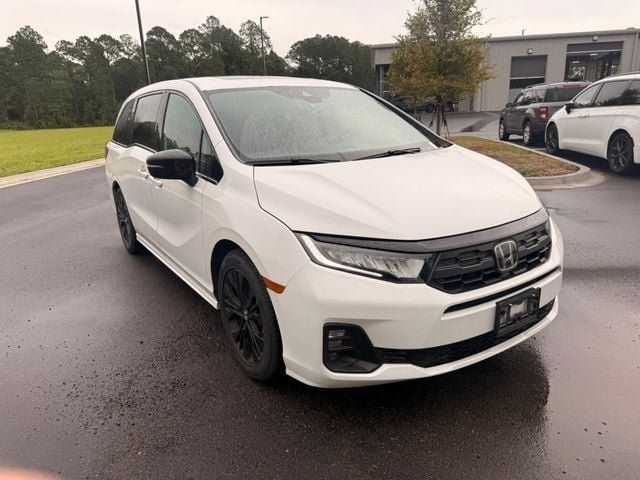 Used 2025 Honda Odyssey Sport-L image 21