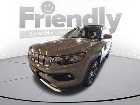 Used 2022 Jeep Compass Limited AWD/4WD image 1