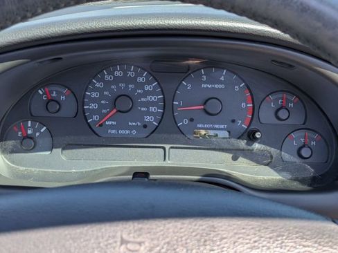 Used 2003 Ford Mustang Convertible image 24