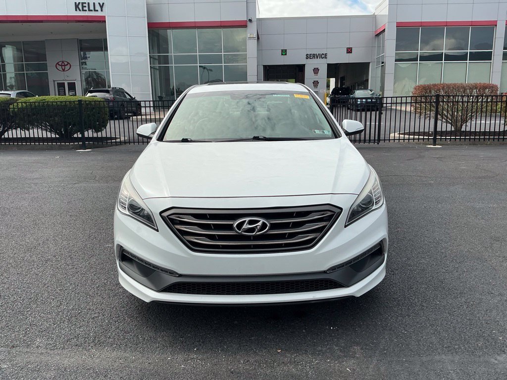 Used 2016 Hyundai Sonata Sport FWD image 2