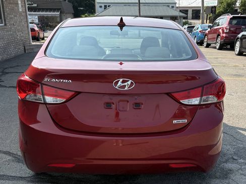 Used 2013 Hyundai Elantra Limited FWD image 3