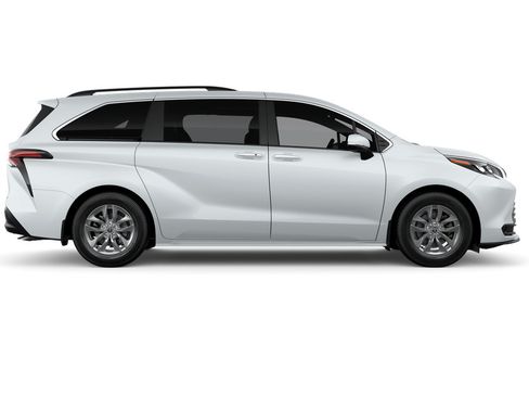 New 2026 Toyota Sienna XLE FWD image 12