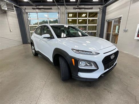 Used 2021 Hyundai Kona SE AWD/4WD image 7