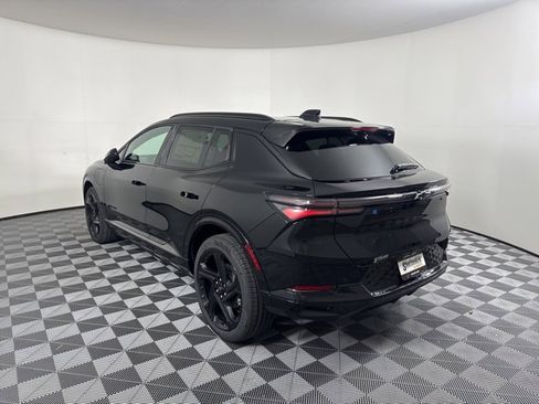 New 2026 Chevrolet Equinox EV RS image 5