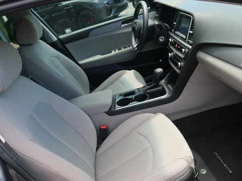 Used 2019 Hyundai Sonata SE FWD image 26
