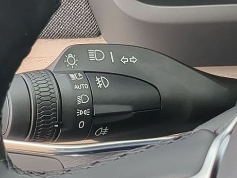 Certified 2026 Volvo XC90 B6 Plus AWD/4WD image 25