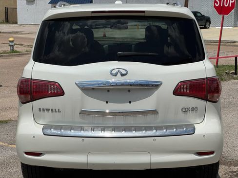 Used 2017 INFINITI QX80 2WD w/ Driver Assistance Package image 5