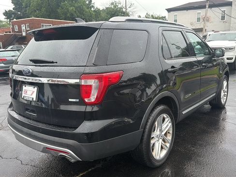 Used 2016 Ford Explorer XLT w/ Equipment Group 202A AWD/4WD image 5