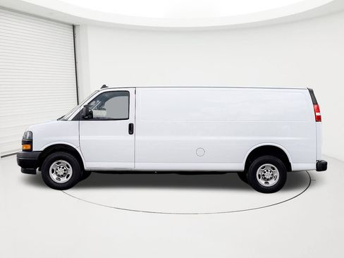 Certified 2022 Chevrolet Express 2500 Extended w/ Driver Convenience Package image 2