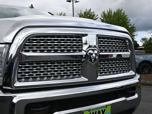 Used 2013 RAM 2500 Laramie w/ Convenience Group AWD/4WD image 13