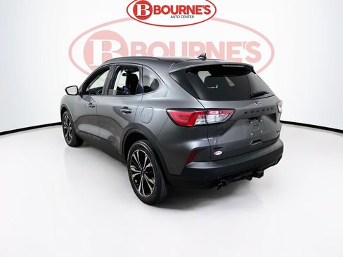 Used 2022 Ford Escape SEL w/ SEL Stealth AWD Package image 9