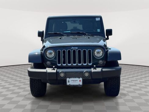 Used 2017 Jeep Wrangler Unlimited Sahara AWD/4WD image 2