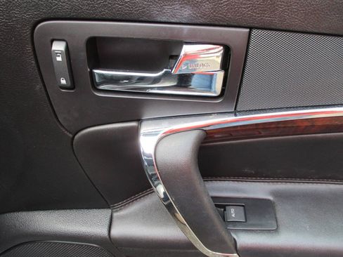 Used 2010 Lincoln MKZ FWD image 29
