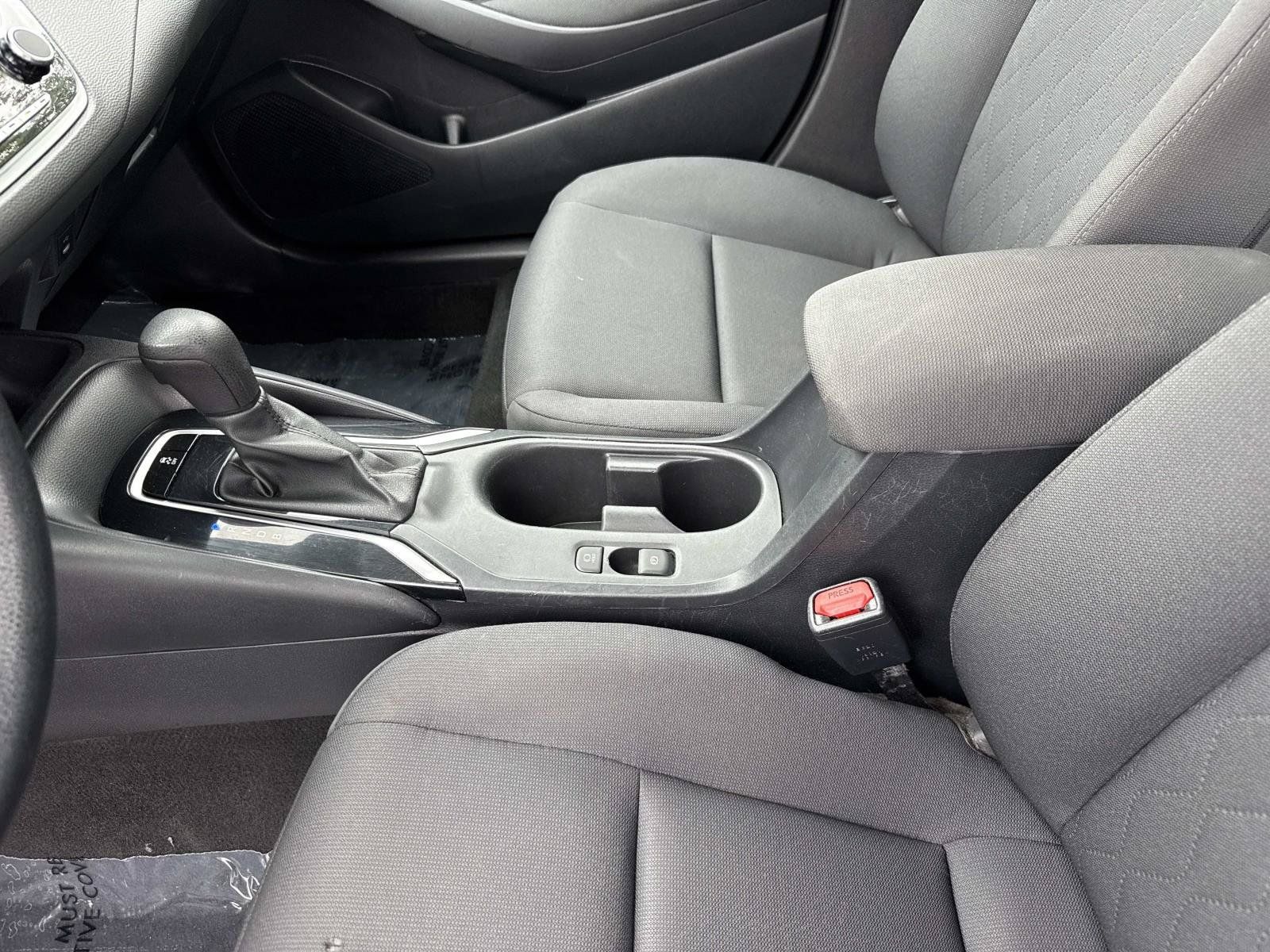 Used 2024 Toyota Corolla LE FWD image 17
