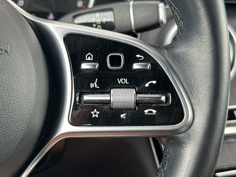 Certified 2022 Mercedes-Benz GLC 300 image 27