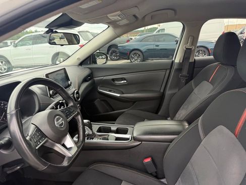 Used 2022 Nissan Sentra SR FWD image 4
