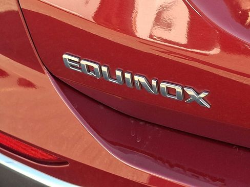 Used 2020 Chevrolet Equinox LT image 30
