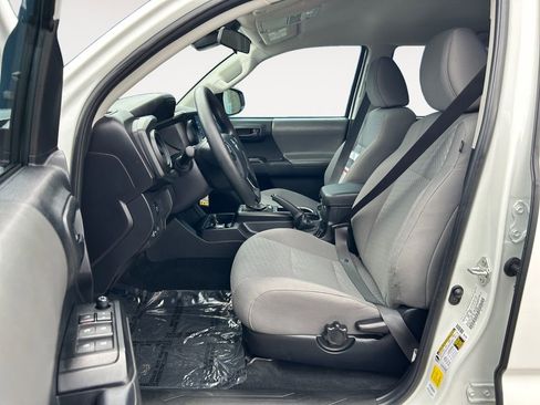 Used 2023 Toyota Tacoma SR image 15