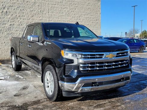 Certified 2022 Chevrolet Silverado 1500 LTZ w/ LTZ Convenience Package II image 4