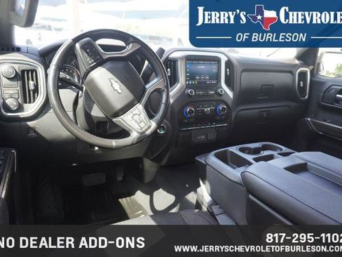 Used 2021 Chevrolet Silverado 1500 LT RWD image 8