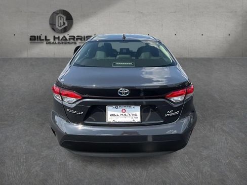Used 2024 Toyota Corolla LE FWD image 7