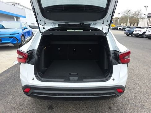 New 2026 Chevrolet Trax RS w/ Driver Confidence Package image 31