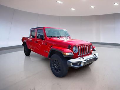 Used 2023 Jeep Gladiator Overland