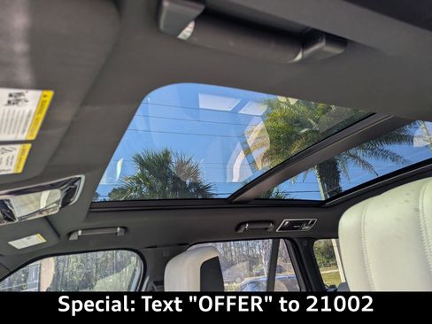 Used 2022 Land Rover Range Rover Westminster Edition image 24