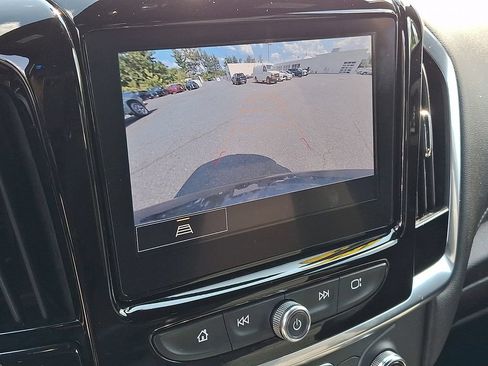 Certified 2023 Chevrolet Traverse LT AWD/4WD image 17