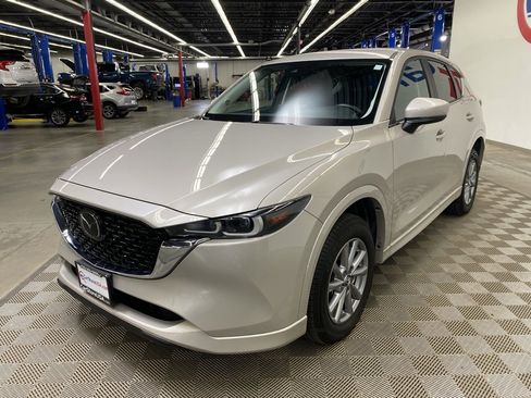 Used 2024 MAZDA CX-5 AWD 2.5 S w/ Select Package image 5