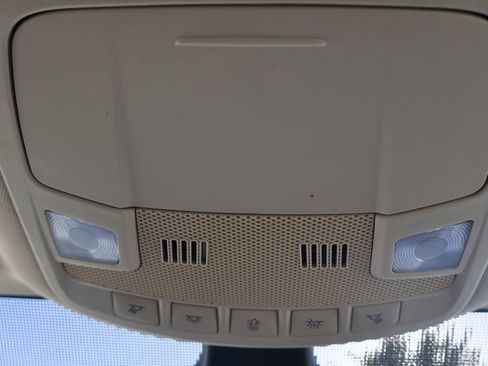 Used 2021 Ford Edge SEL w/ Cargo Accessory Package image 15