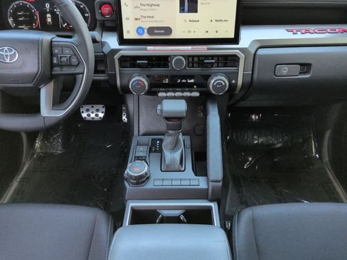 Certified 2026 Toyota Tacoma TRD Sport AWD/4WD image 18