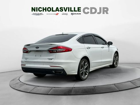 Used 2020 Ford Fusion Titanium AWD/4WD image 5