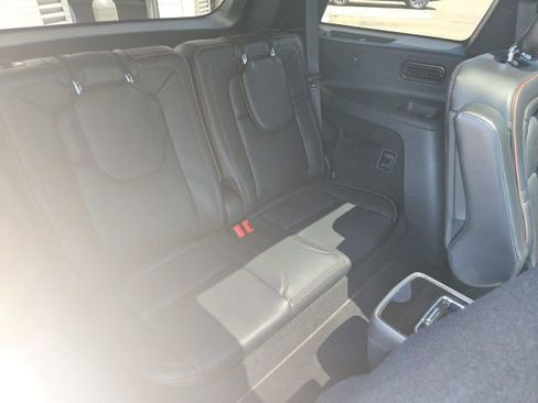Used 2025 Lincoln Aviator Black Label AWD/4WD image 27