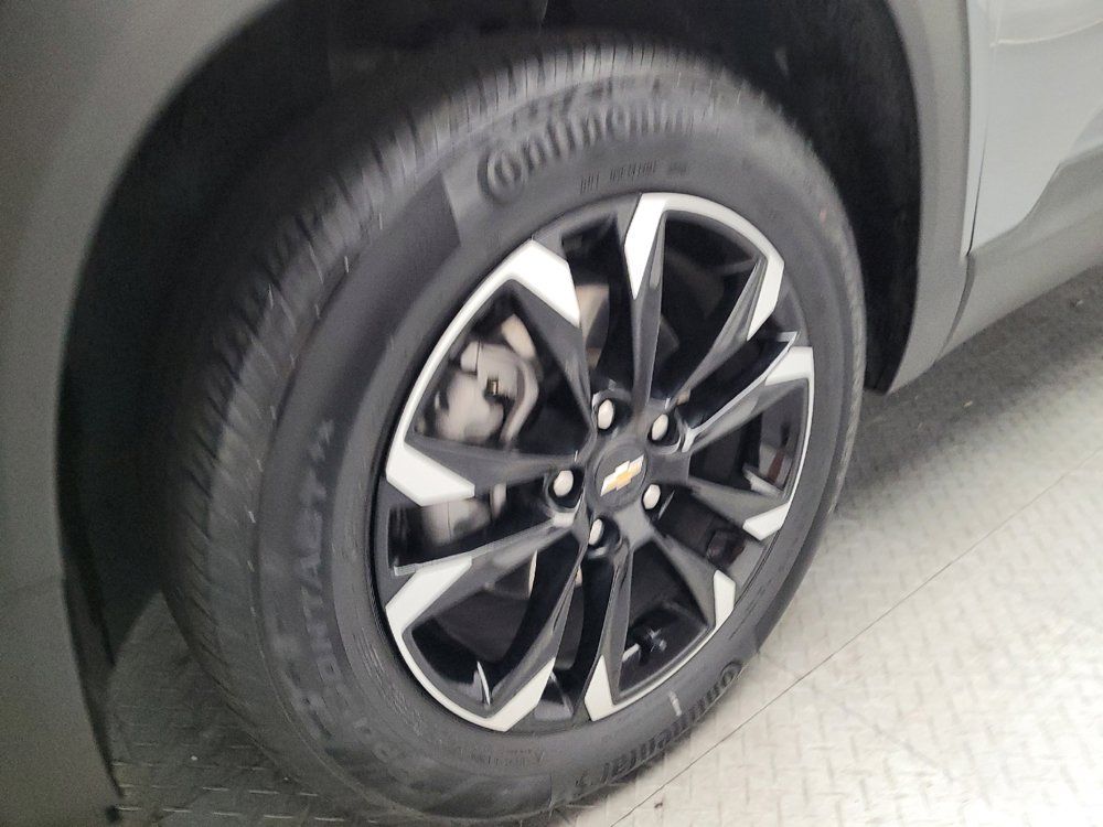 Used 2023 Chevrolet TrailBlazer LT FWD image 31