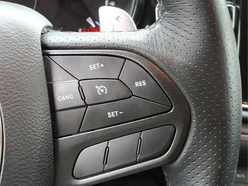 Used 2025 Dodge Durango GT AWD/4WD image 22