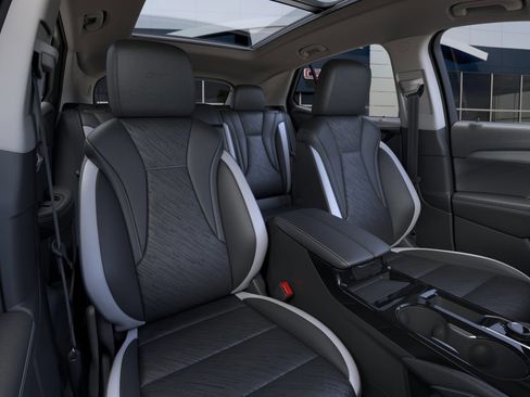 New 2025 Buick Envision Sport Touring AWD/4WD image 43