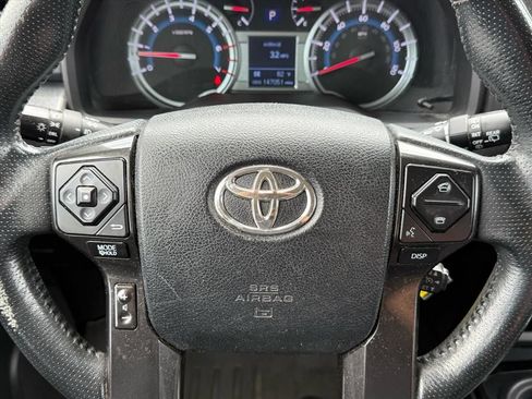 Used 2015 Toyota 4Runner Trail Premium AWD/4WD image 21
