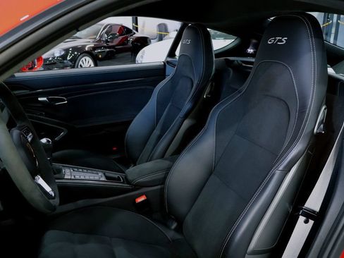 Used 2023 Porsche 718 Cayman GTS w/ GTS Interior Package RWD image 26