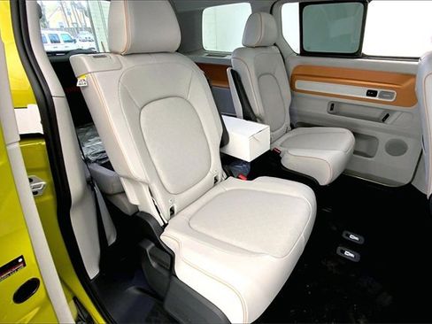 New 2025 Volkswagen ID. Buzz 1st Edition image 10