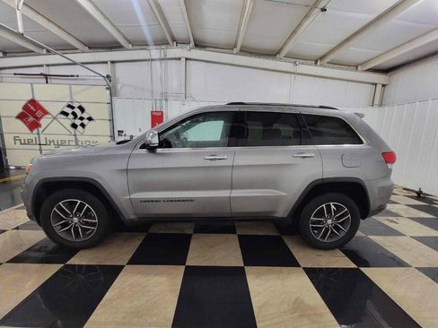 Used 2017 Jeep Grand Cherokee Limited image 9