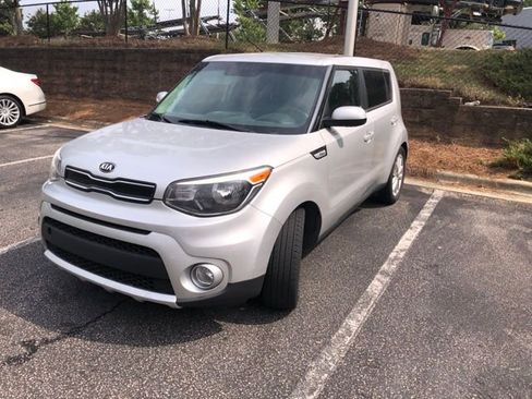 Used 2017 Kia Soul + FWD image 2